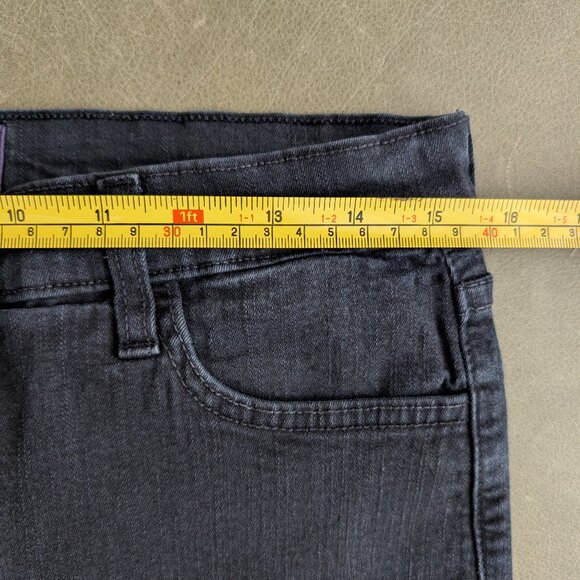 NYDJ Ladies size 10 in Black denim - Picture 5 of 6